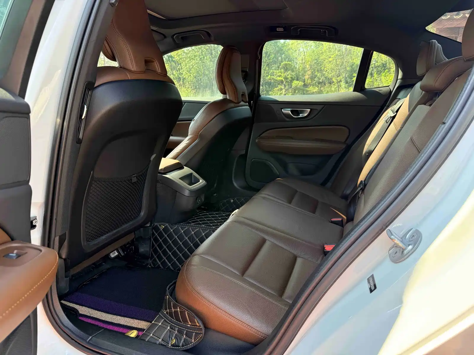 Photo 5 - Volvo S60