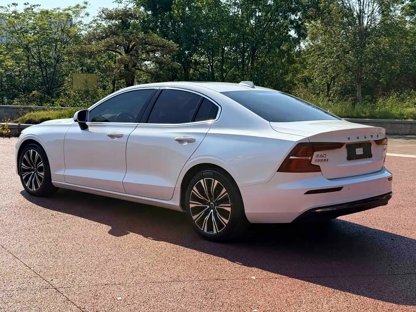 Volvo S60 2024 2024 B4 Elegance Luxury Edition