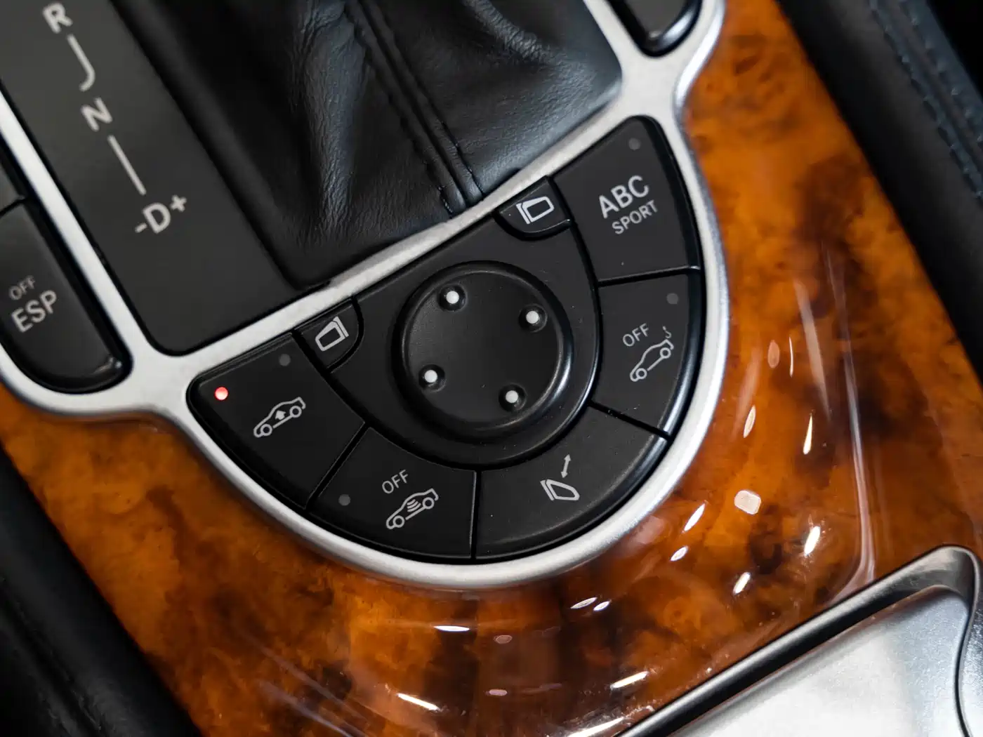 Mercedes-Benz SL-Class 2008 SL 500 фото 19
