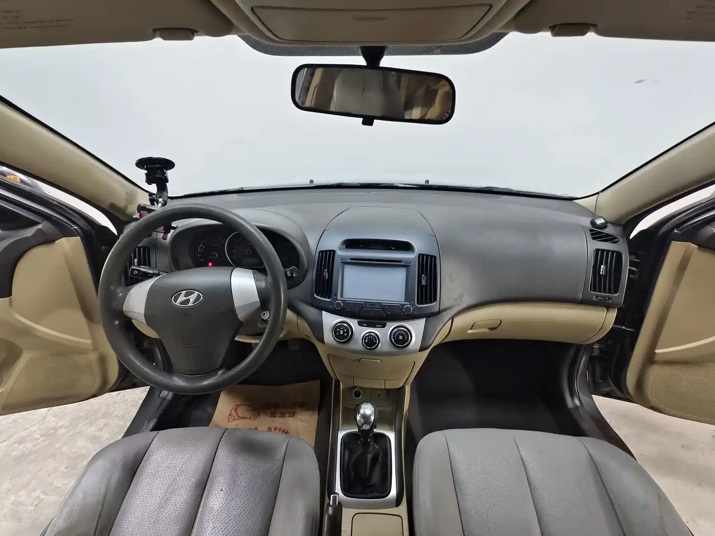 Hyundai Elantra 2010 2010 1.6L MT GLS