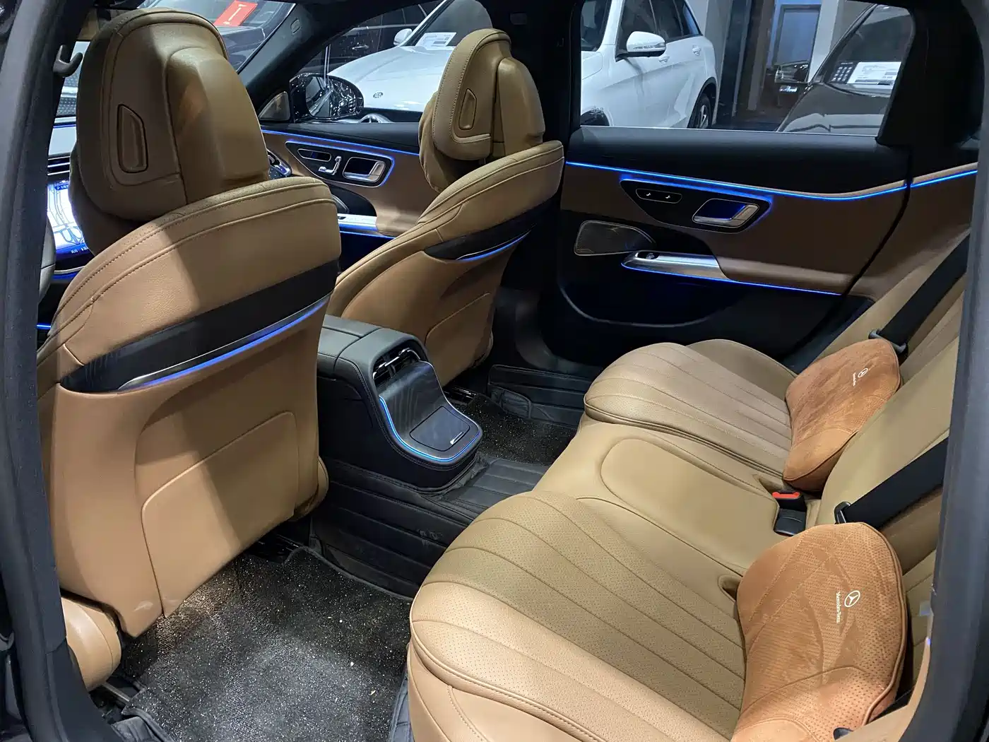 Mercedes-Benz E-Class 2025 E 260 L фото 10