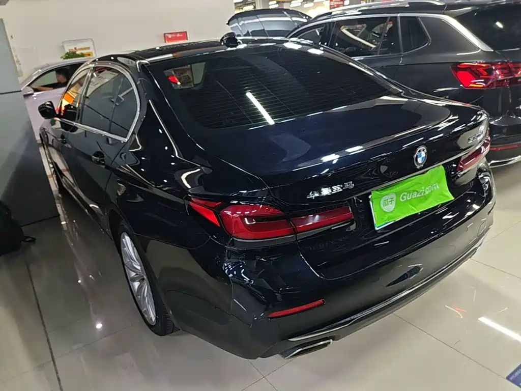 Фото 5 - BMW 5 Series
