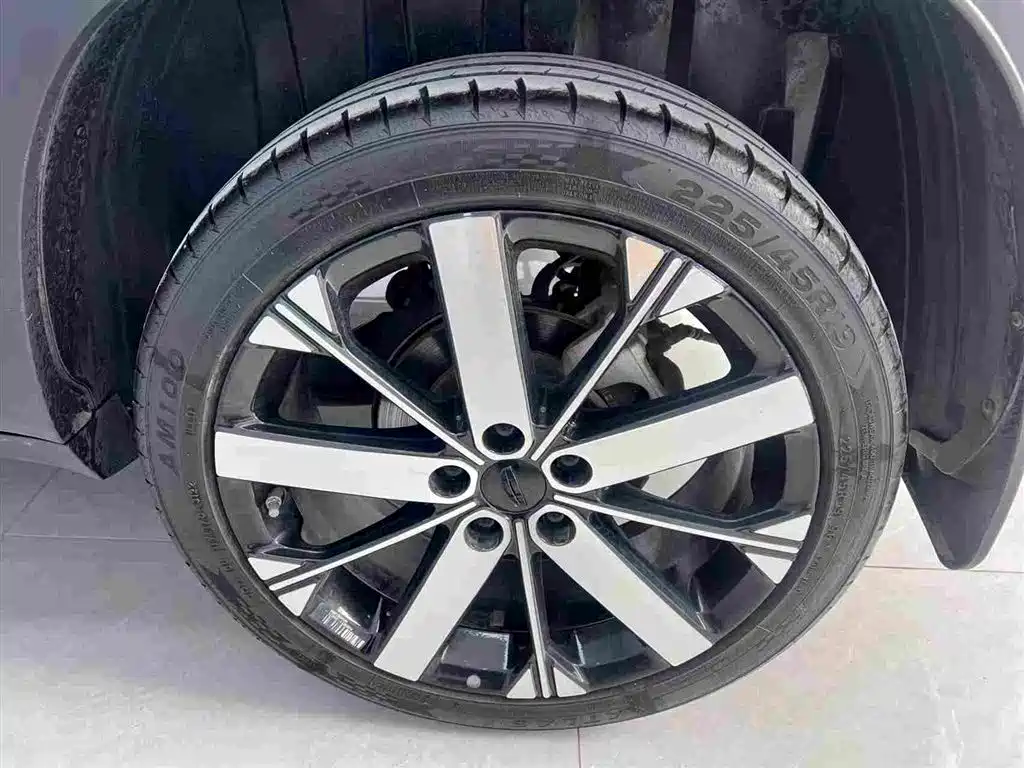 GEELY AUTOMOBILE GEELY ICON