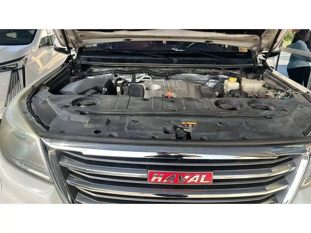Haval H9 2015 2015 2.0T 4WD Luxury 7-Seater