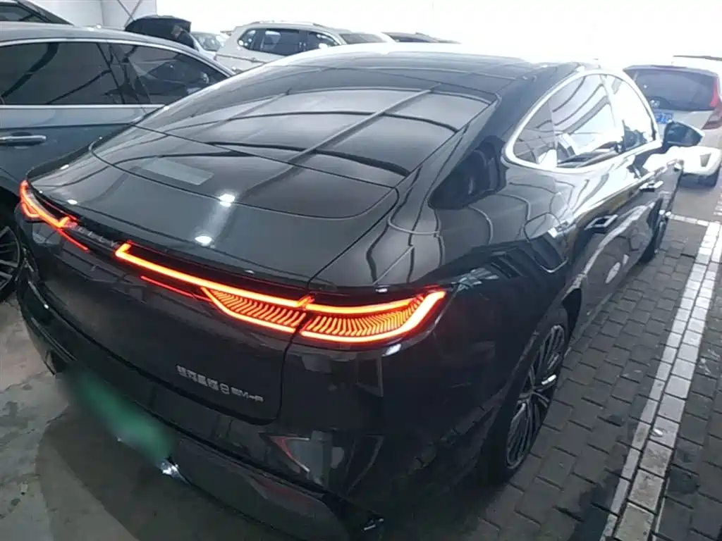 Geely Galaxy Galaxy Xingyao 8 2025 130km EM-P Starship Edition фото 7