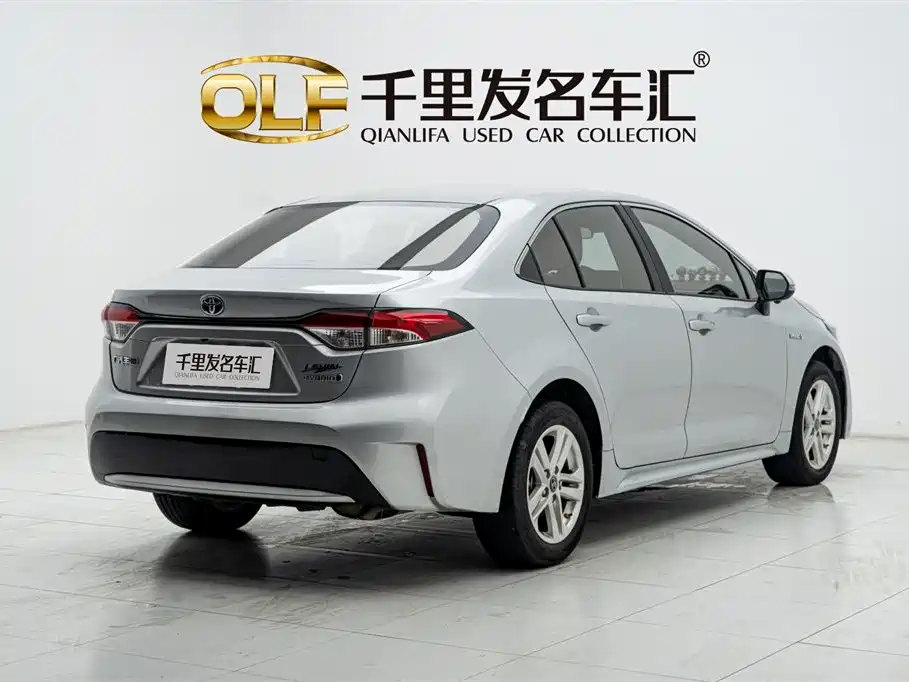 Toyota Levin 2022 Dual Engine 1.8H E-CVT Luxury Edition фото 6