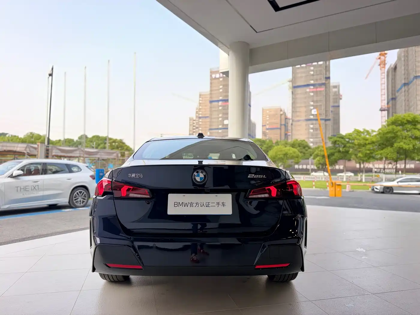 BMW 2-SERIES