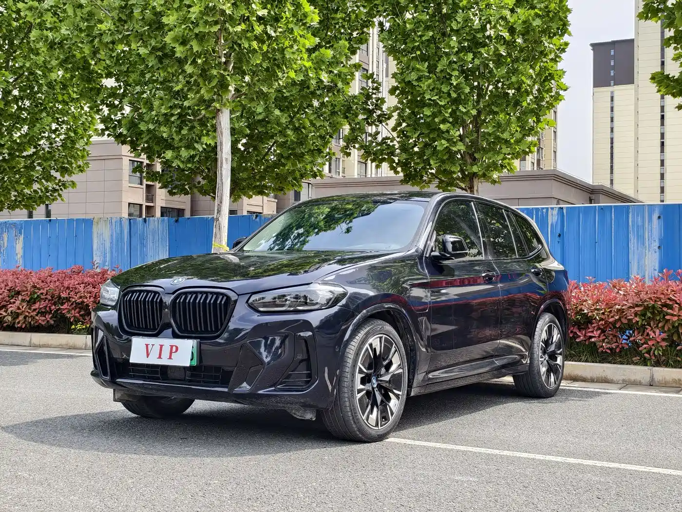 BMW IX3