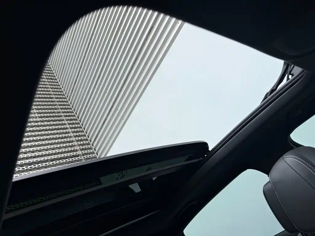 Photo 13 - Audi A4L