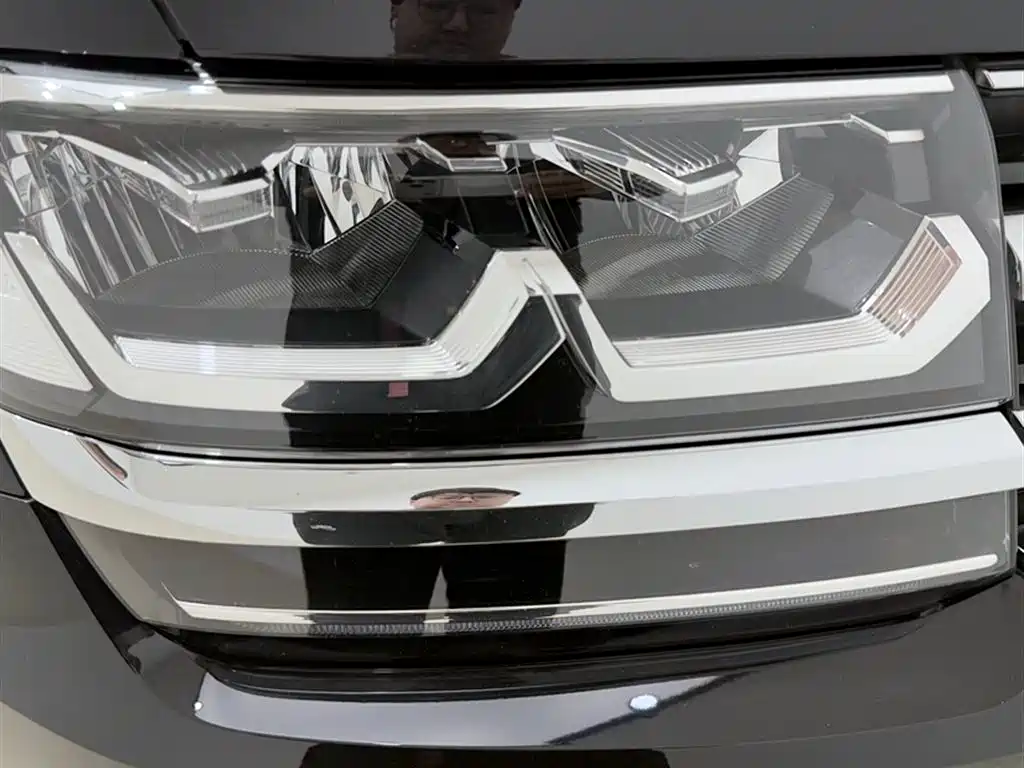 Volkswagen Teramont 2019 380TSI 4WD Luxury Edition China VI фото 14