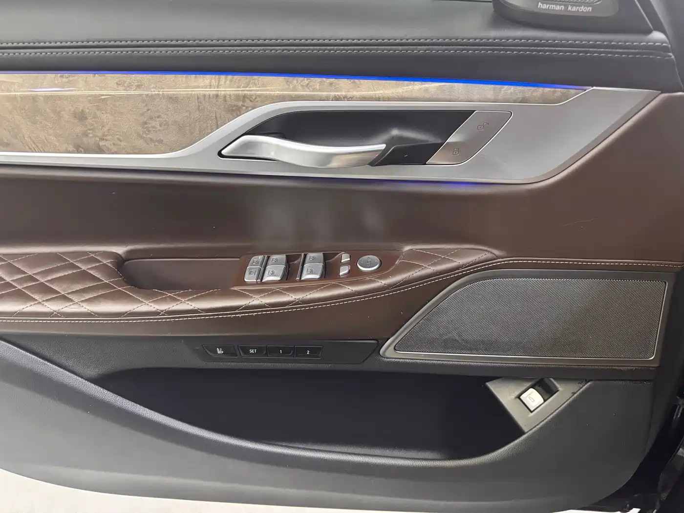 BMW 7 Series 2021 Model 740Li Leading Luxury Package фото 18
