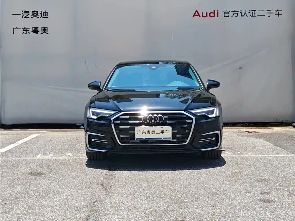 Audi A6L 2025 Model 45 TFSI Premium Dynamic + Ventilation Comfort Package фото 2