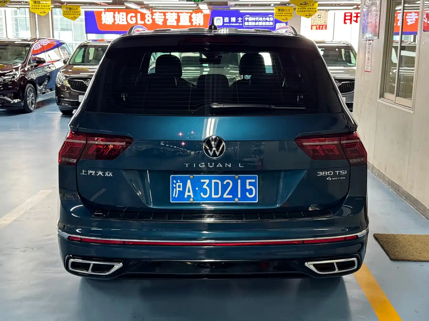 Volkswagen Tiguan L 2022 380TSI Automatic 4WD R-Line Flagship 7-Seater фото 4
