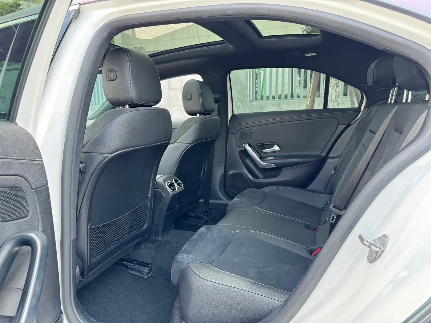 Mercedes-Benz A-Class 2019 A 180 L Sport Sedan фото 13