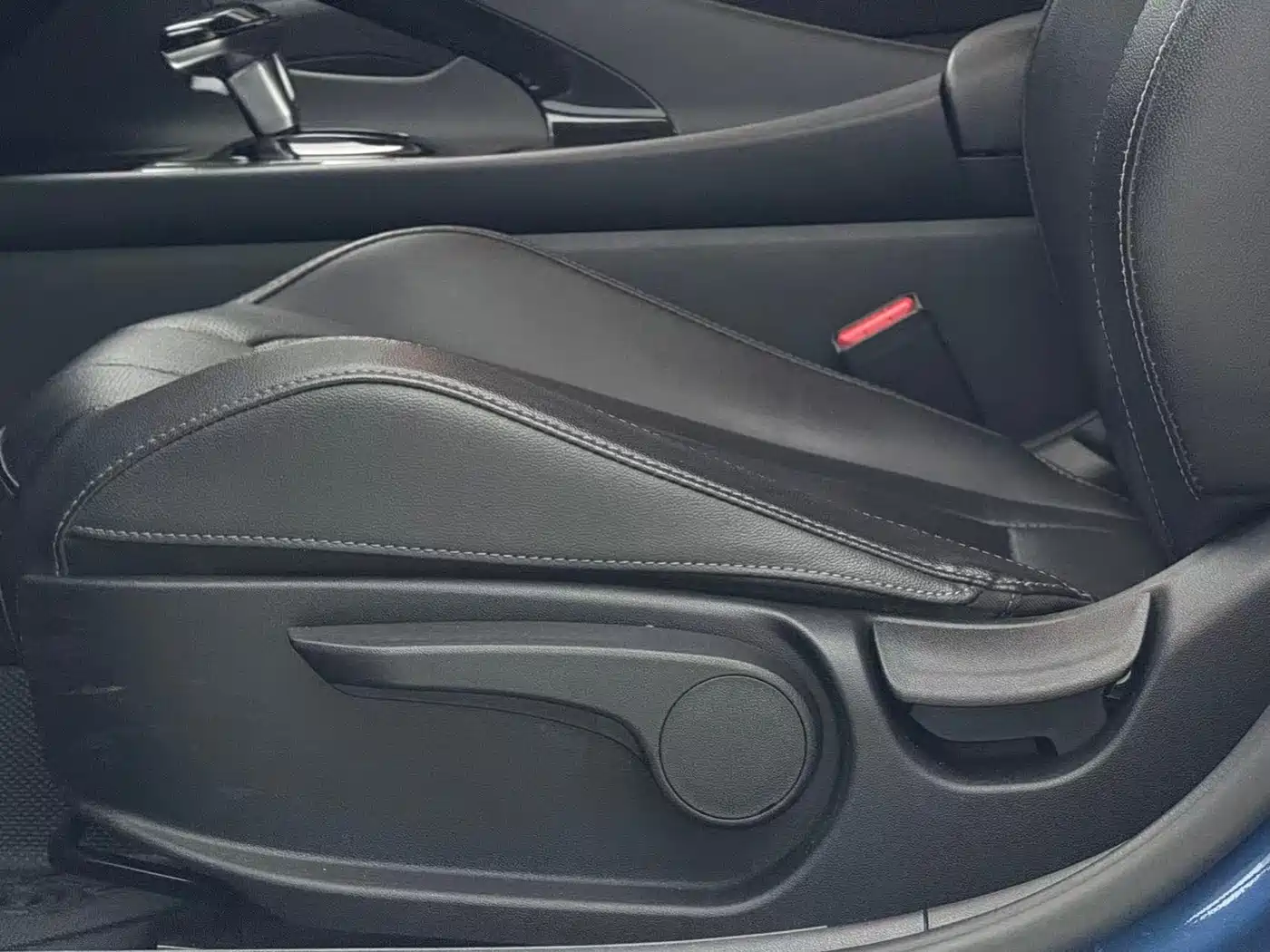 Hyundai Elantra 2022 1.5L CVT GLX Elite Edition фото 14
