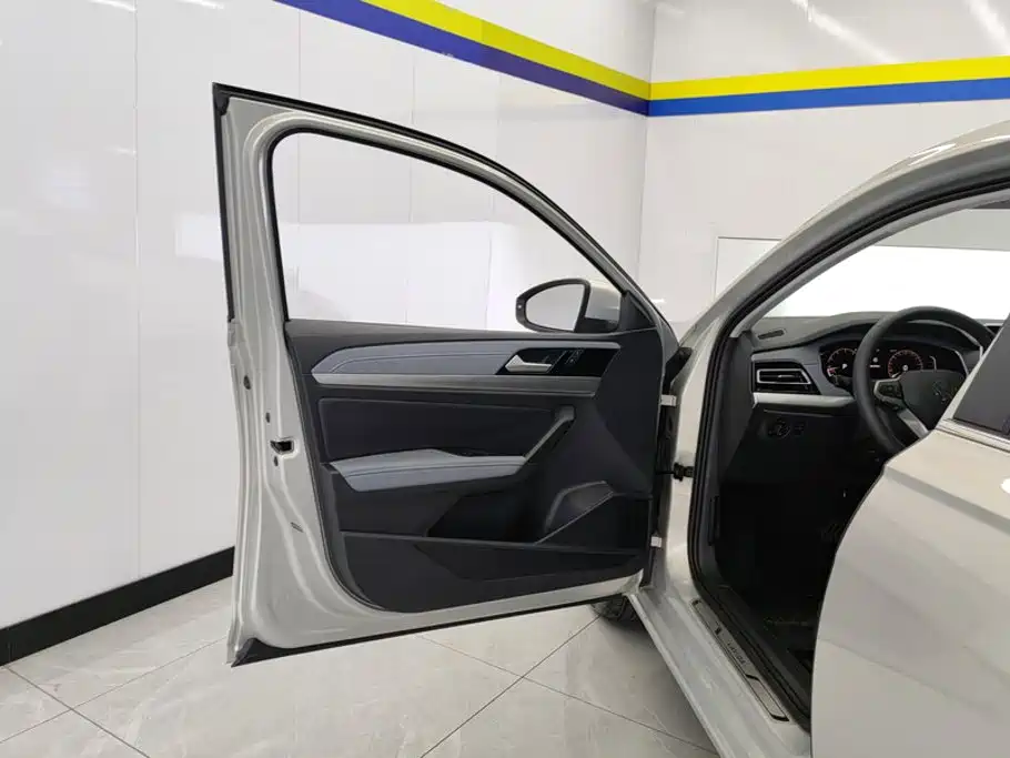 Volkswagen Lavida, миниатюра 7