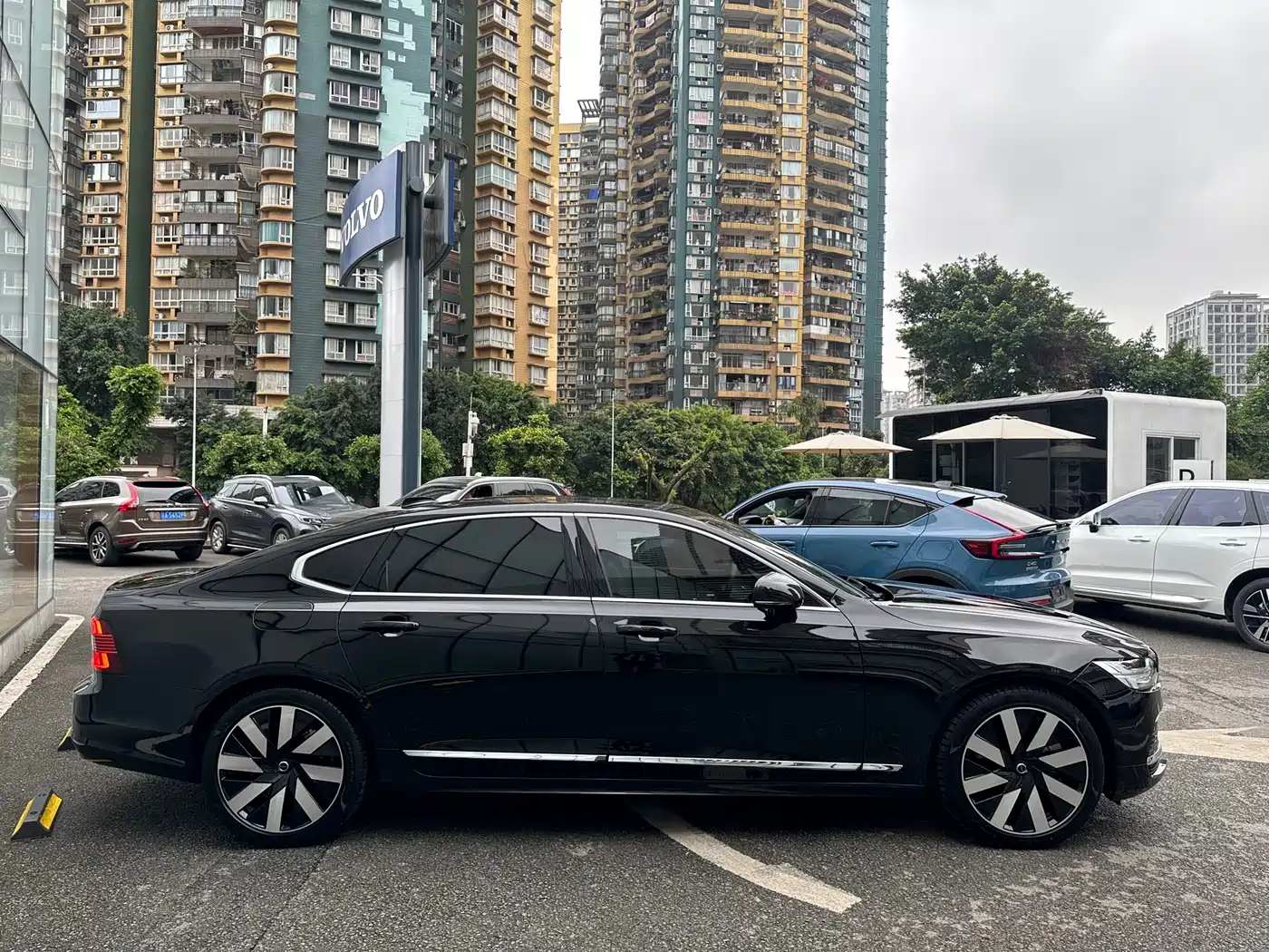 VOLVO S90 PLUG IN HYBRID