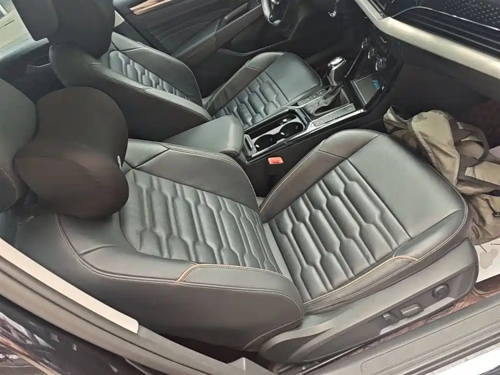 Volkswagen Passat 2019 330TSI Elite Version China VI фото 25