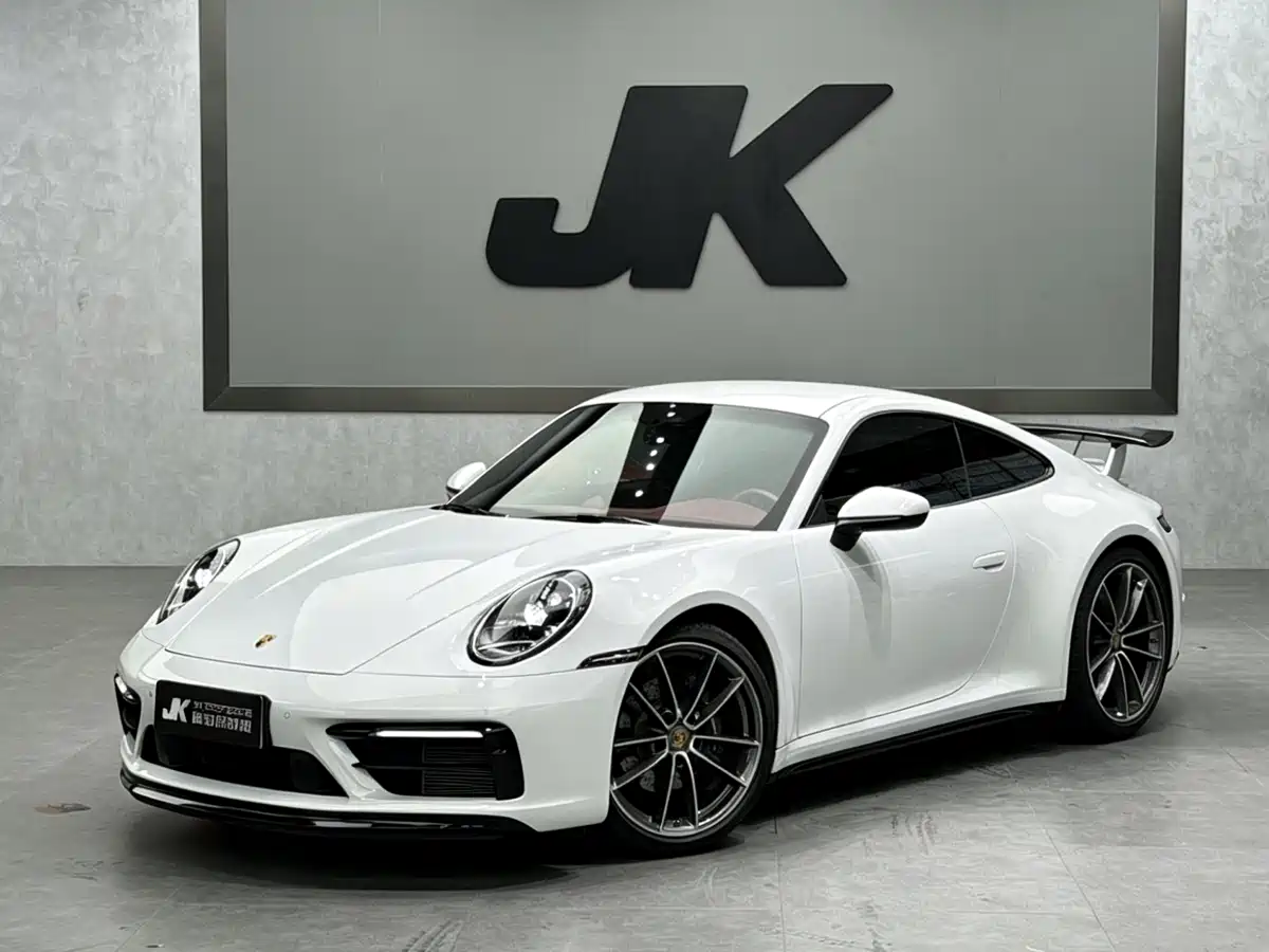 Porsche 911 2023 Carrera 3.0T