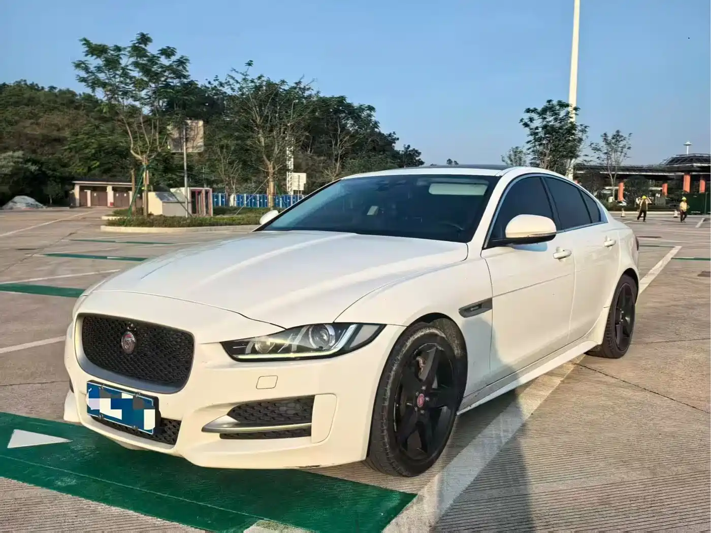 Jaguar XE 2017 2017 2.0T 200PS R-Sport