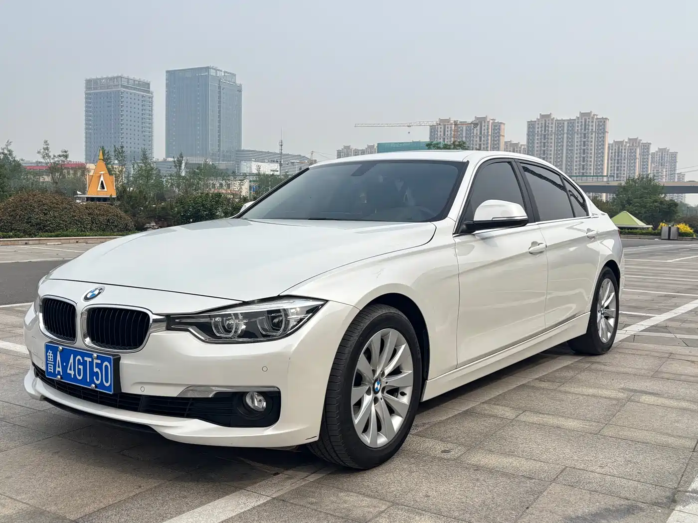 BMW 3 Series 2016 328Li Fashion
