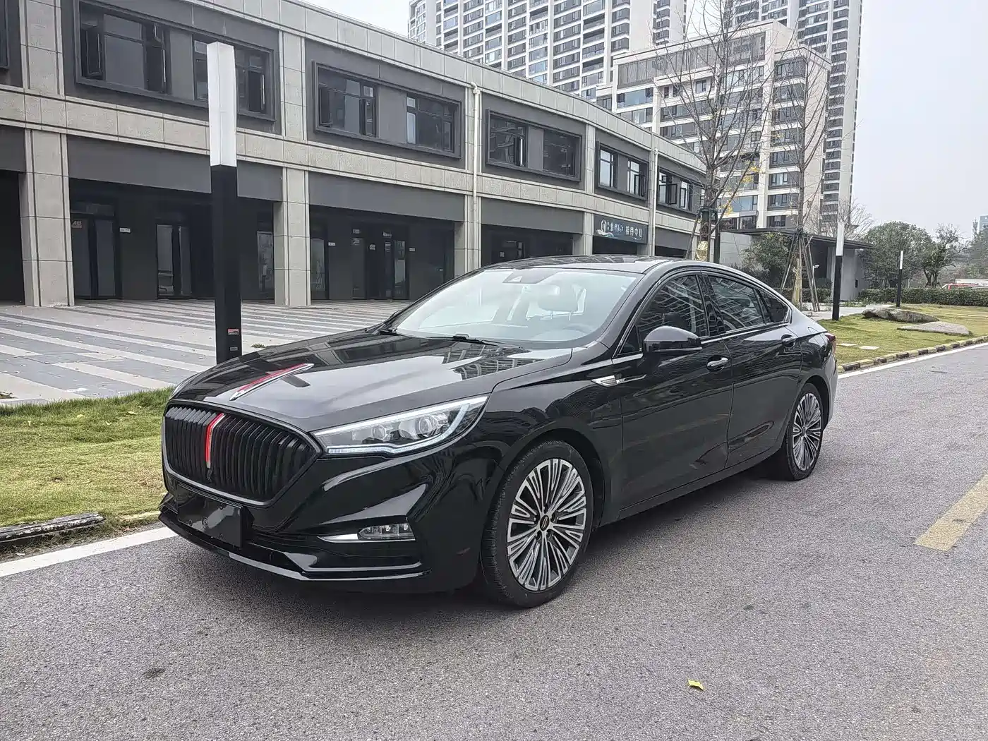 Hongqi H5 2020 1.8T Automatic Smart Connection Qi Rhythm Edition