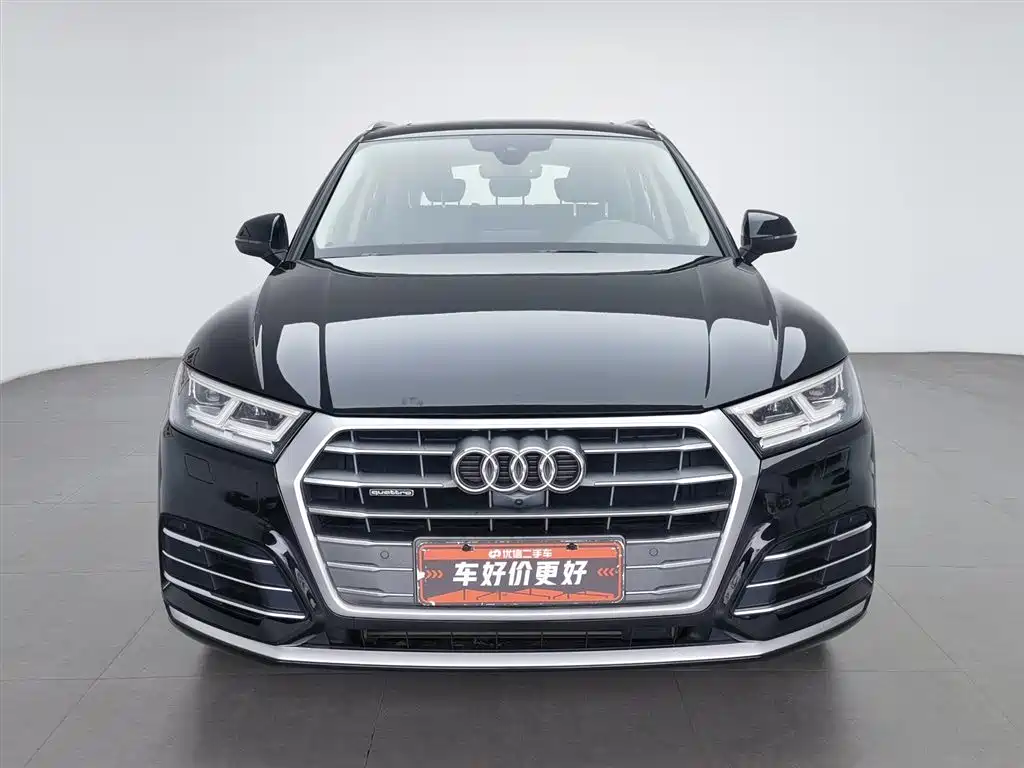 Audi Q5L 2020 45 TFSI Exclusive Fashion фото 3