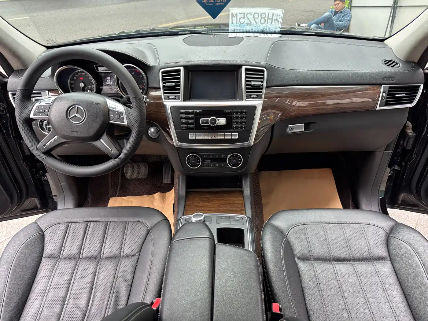 Mercedes-Benz GL-Class фото 7