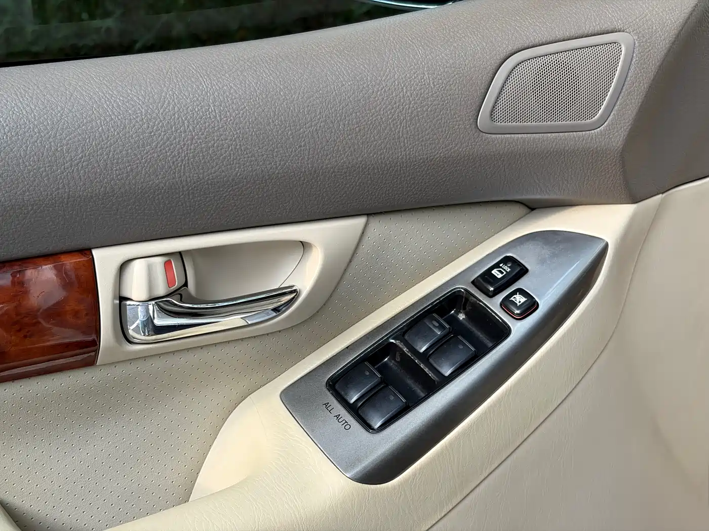 Toyota Prado 2006 4.0L Automatic VX NAVI Edition фото 24