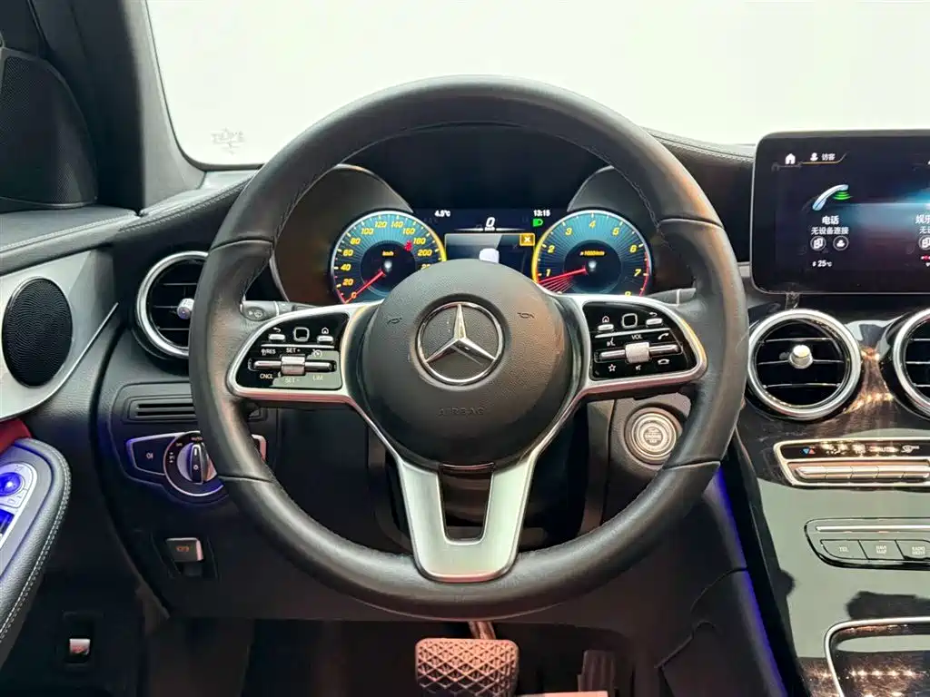 Mercedes-Benz GLC Coupe 2021 GLC 260 4MATIC Coupe SUV фото 27