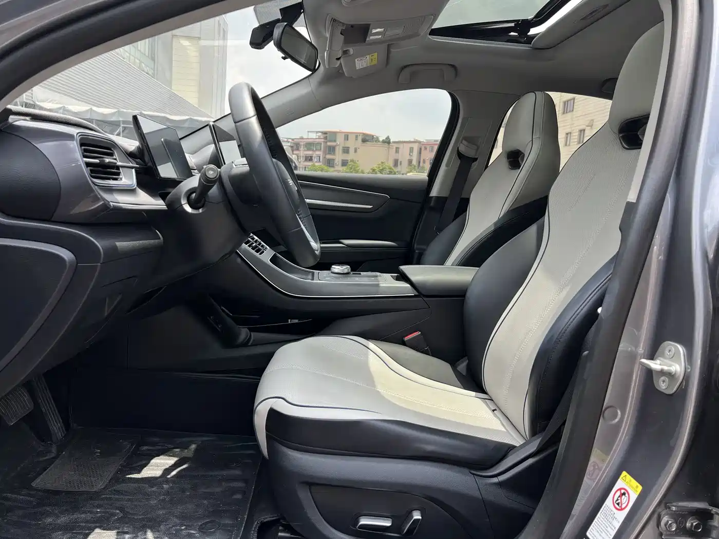 BYD Destroyer 05 2023 2023 Champion Edition DM-i 120KM Honor