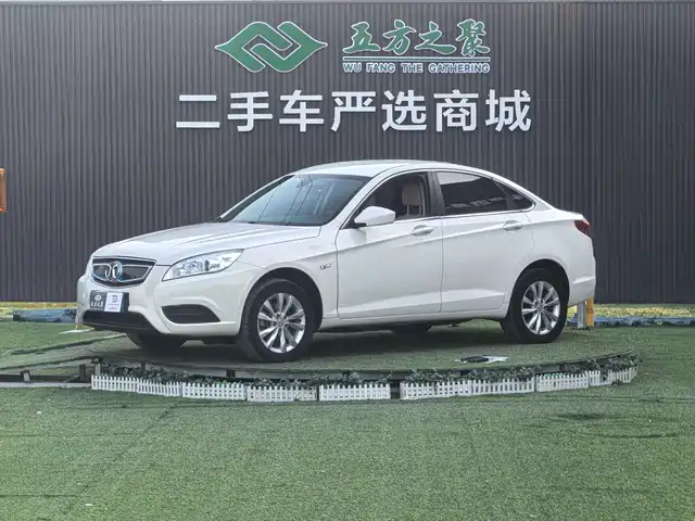  BAIC New Energy BAIC EU Series 2017 EU260 Letu plus Edition