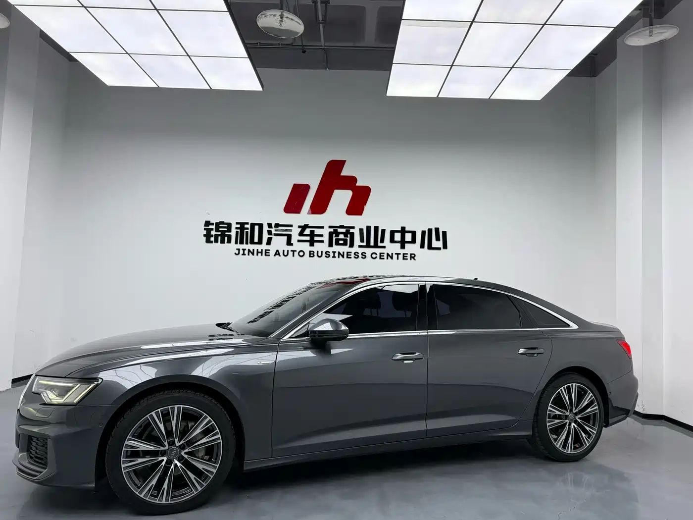 Audi A6L 2020 45 TFSI quattro Premium Dynamic фото 5