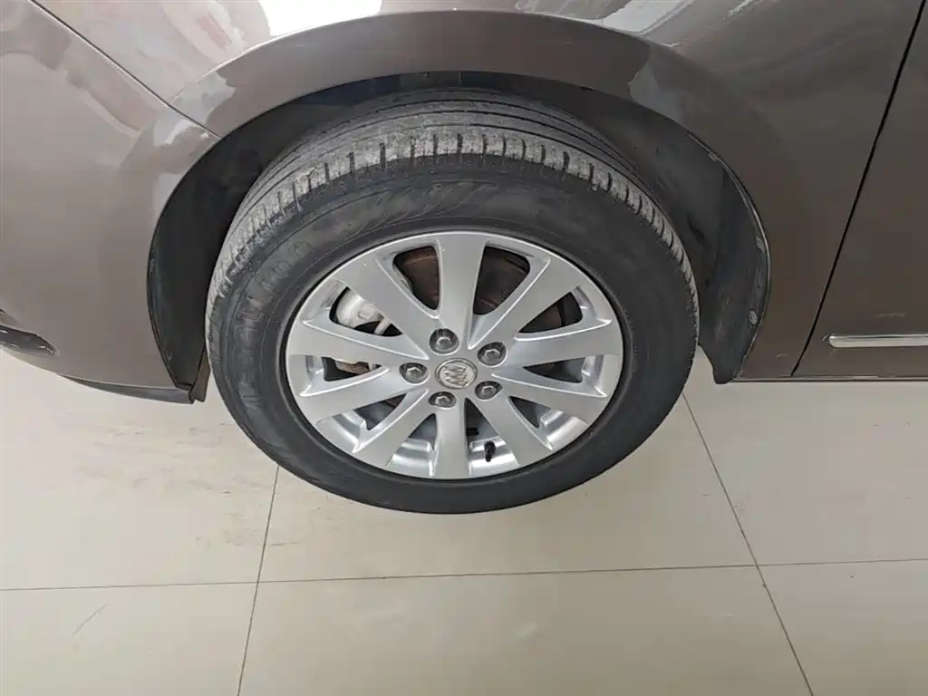 Buick GL8 2017 25S Luxury China V фото 23