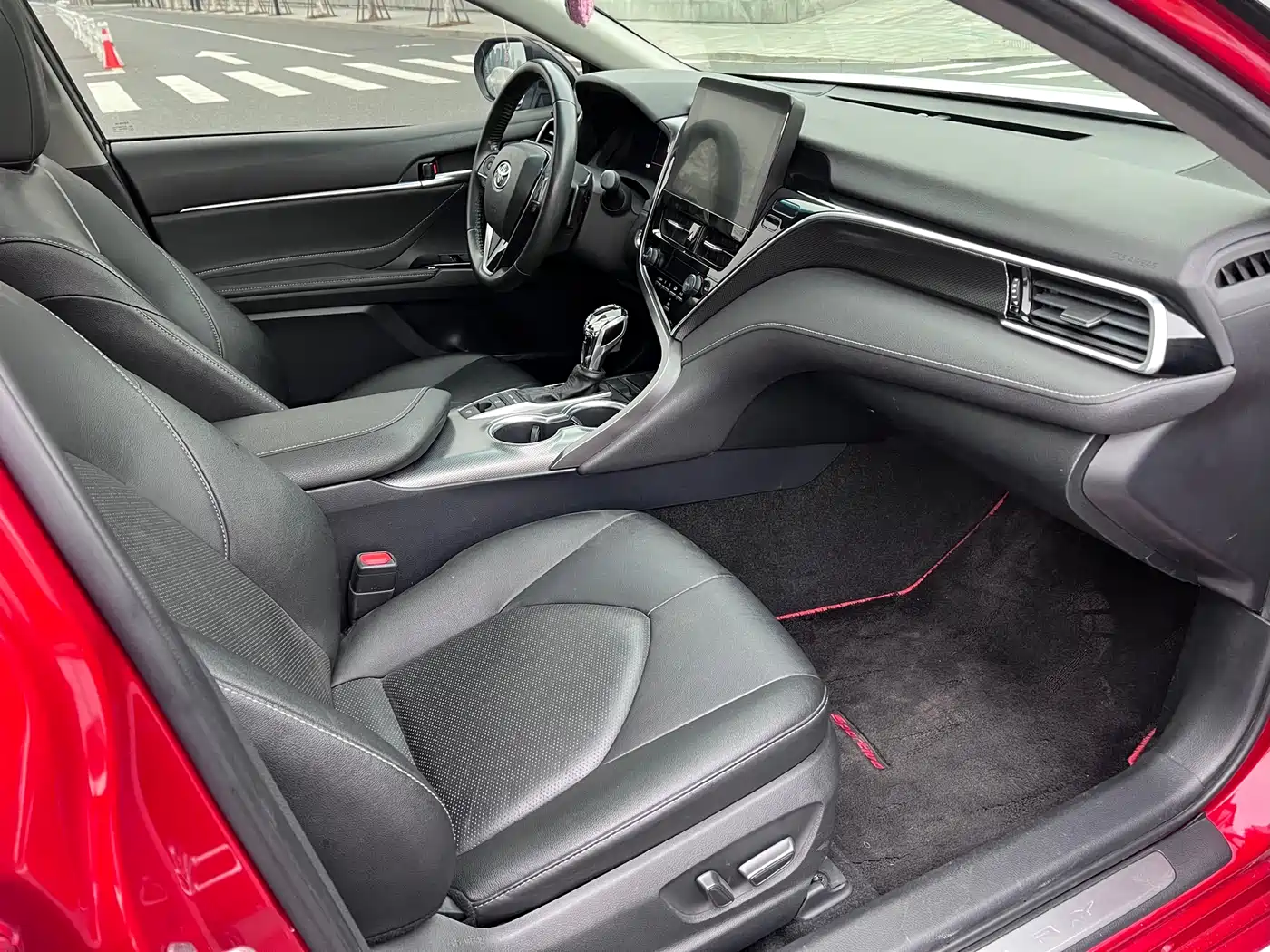 Toyota Camry 2021 2.5S Feng Shang Edition фото 15