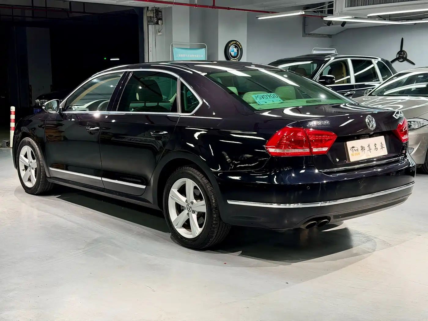 Volkswagen Passat 2014 1.8TSI DSG Executive Edition фото 5