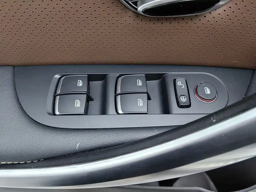 BYD Song New Energy 2018 2017 Song DM 1.5TID Full-time 4WD Premium
