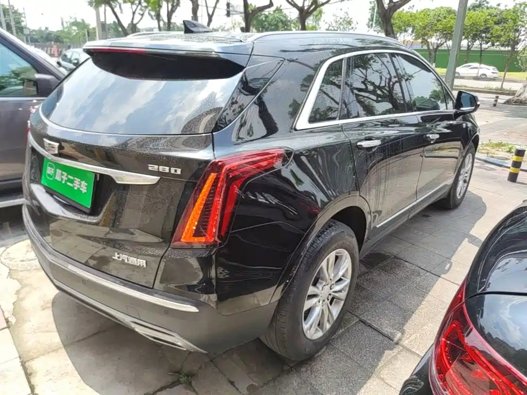 Cadillac XT5 2021 2.0T 2WD Luxury Edition фото 7
