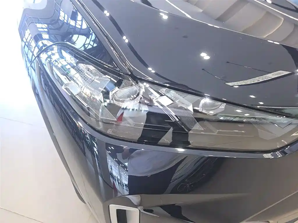 BMW X5 2023 xDrive 30Li Premium M Sport Package фото 13