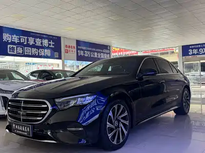 Mercedes-Benz E