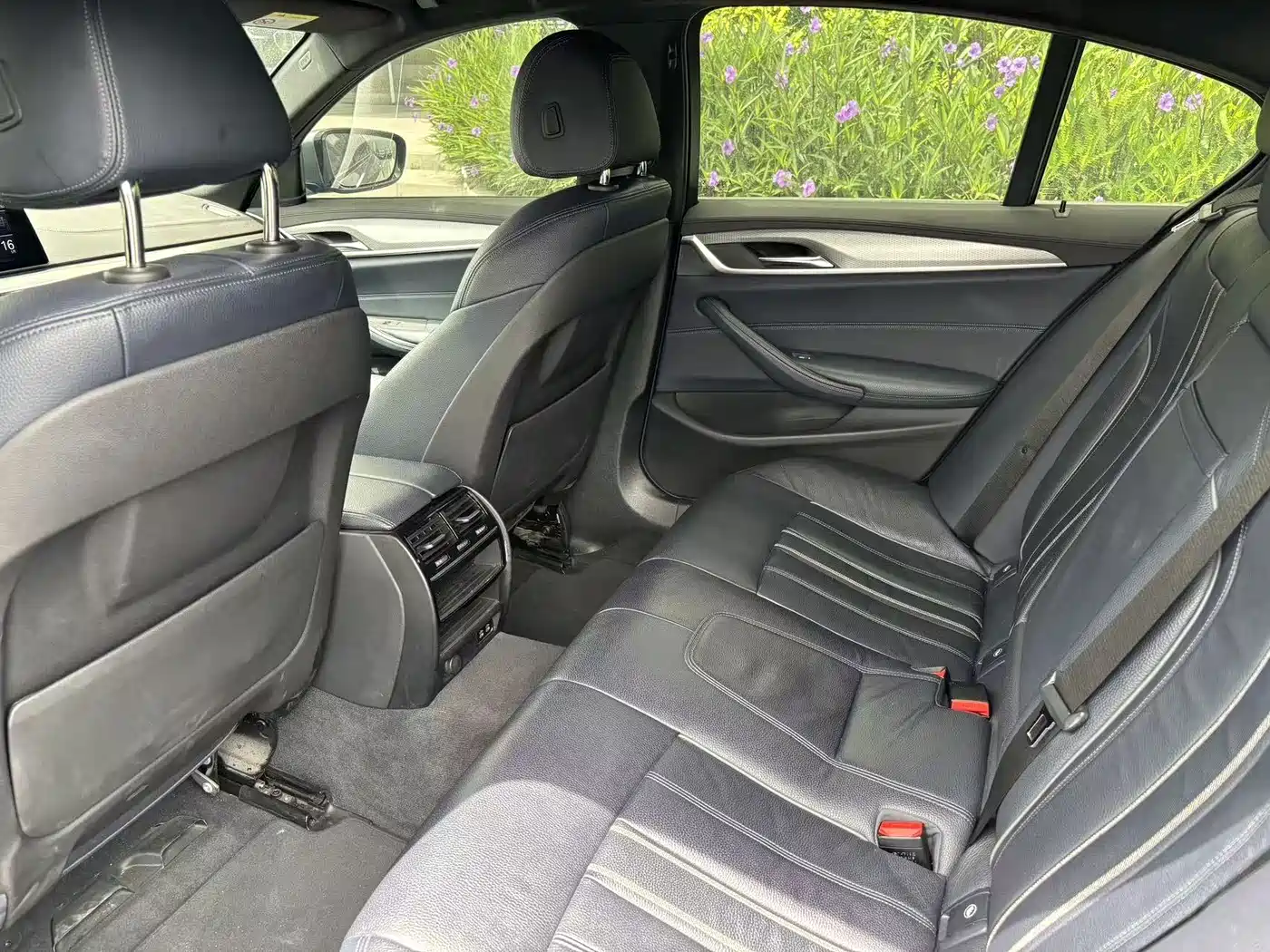 BMW 5 Series (Import) 2020 Model 525i M Sport Package фото 13
