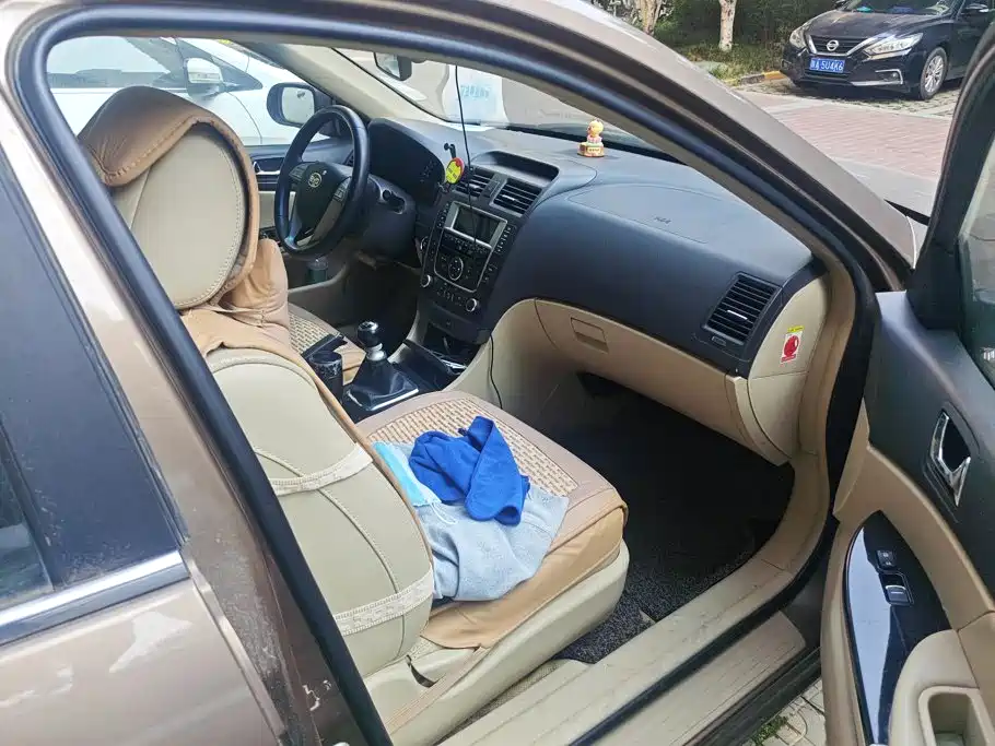 BYD G6 2015 2013 1.5TI Manual Luxury