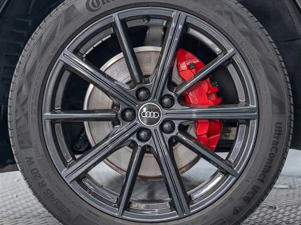 AUDI Q5L SPORTBACK