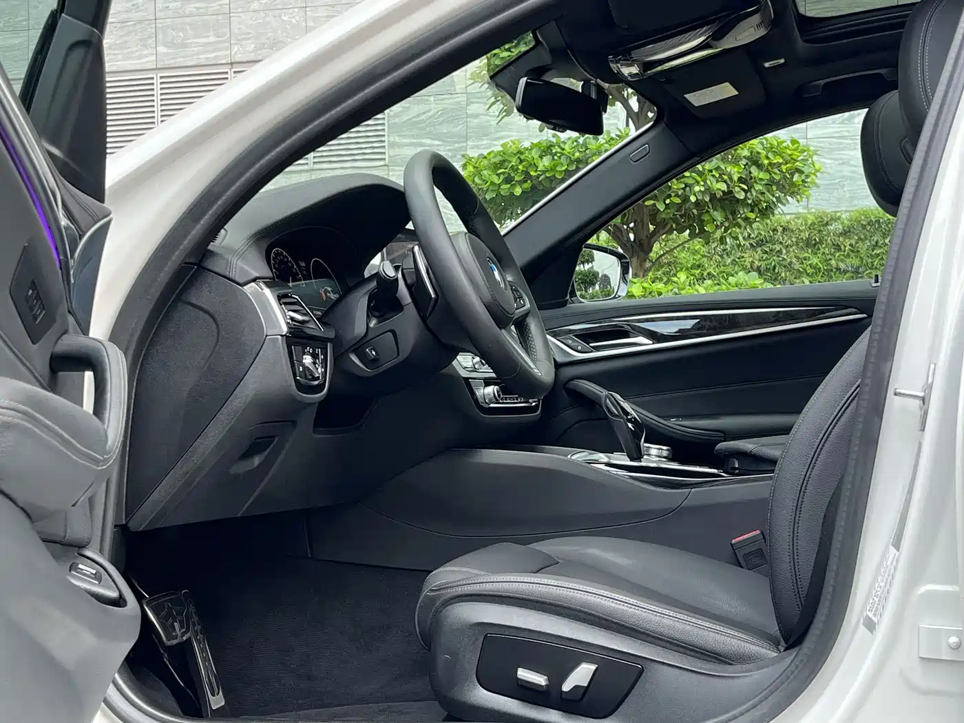 BMW 5 Series 2019 Facelift 530Li Leading M Sport Package фото 8