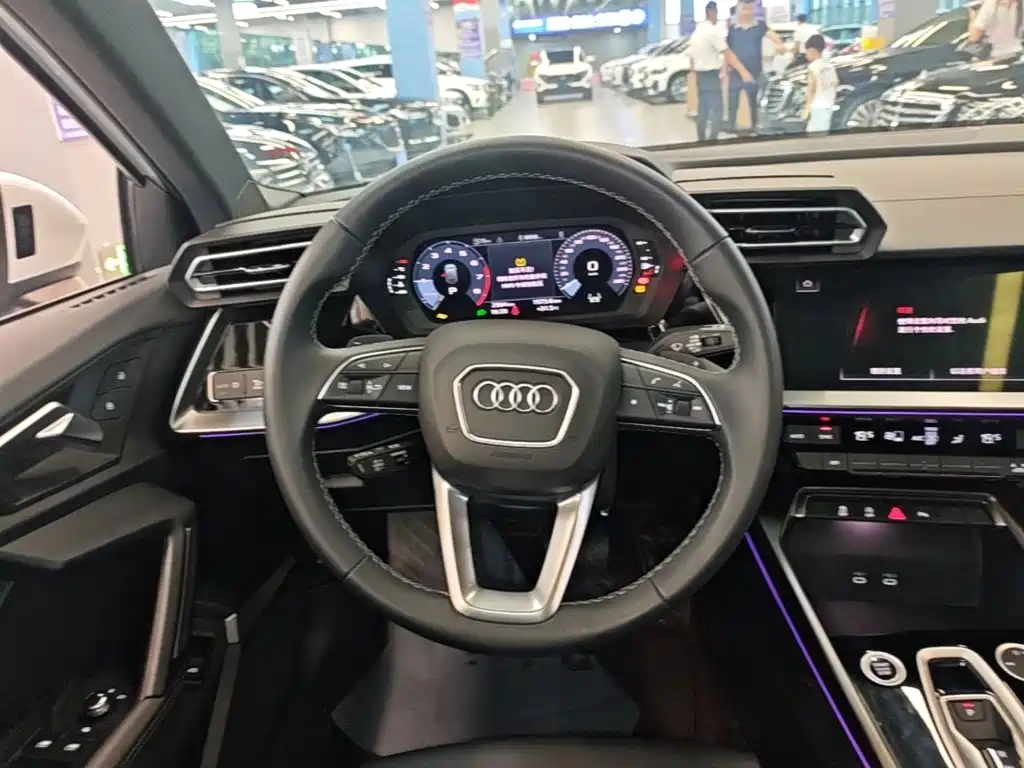 Audi A3 2025 2025 Sportback 35TFSI Flying Premium
