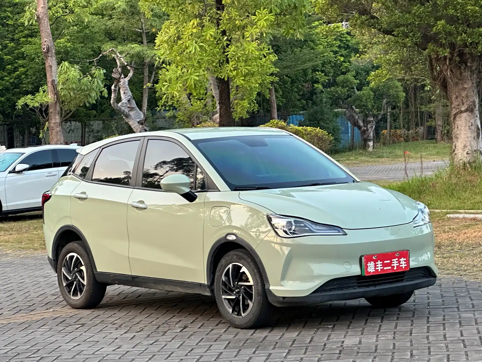 Photo 3 - Nezha Auto Nezha V
