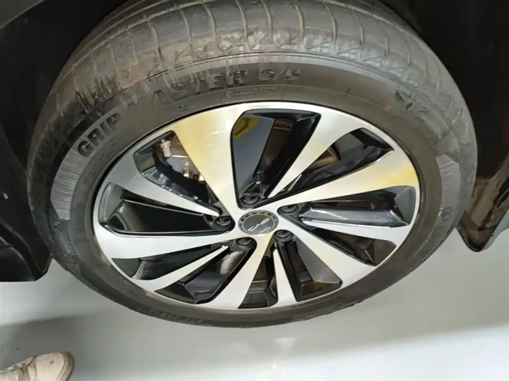 BYD Song PLUS PHEV 2023 Champion Edition DM-i 110KM Flagship PLUS фото 23