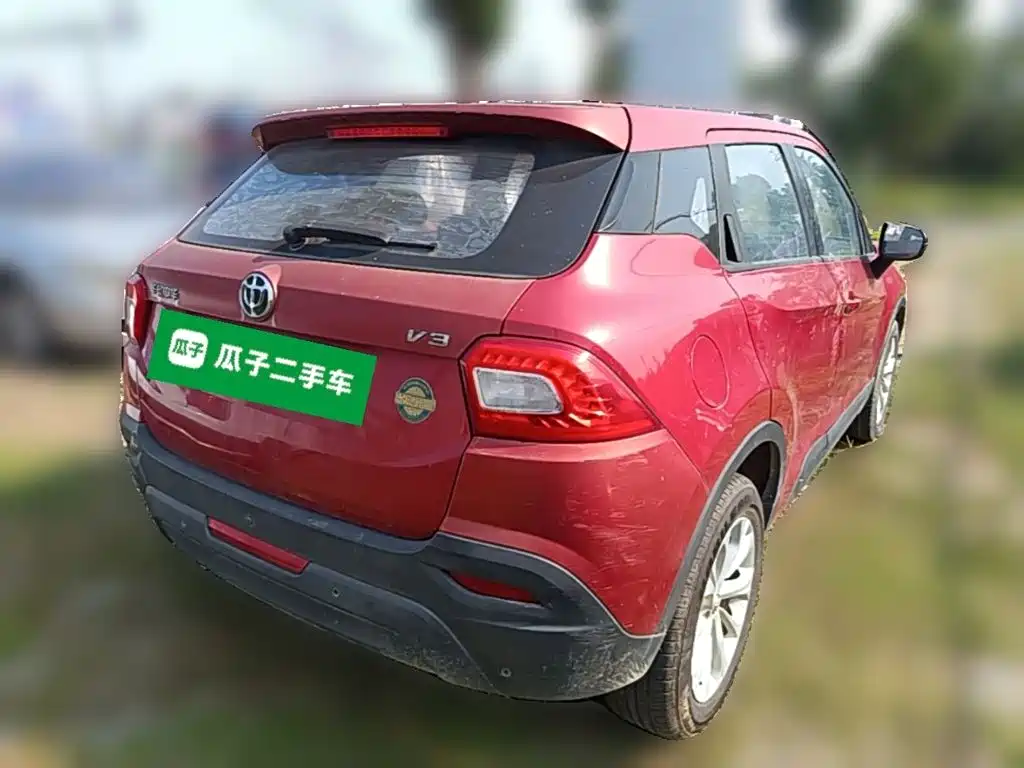 Zhonghua V3 2017 2015 1.5L Manual Comfort Model