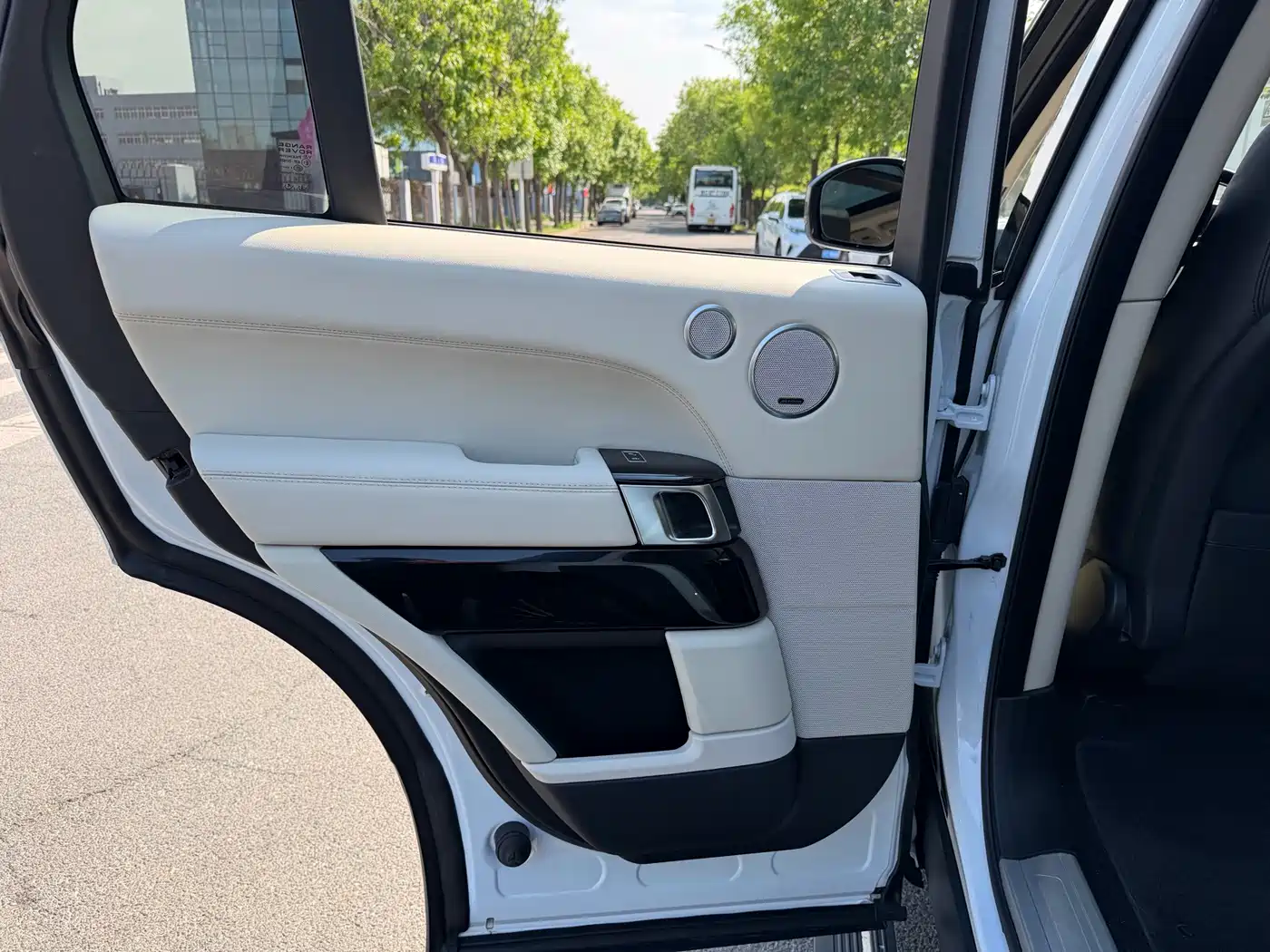 Land Rover Range Rover 2015 3.0 SC V6 Vogue фото 11