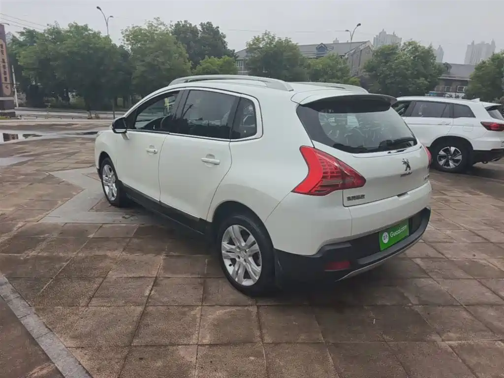 Peugeot 3008 2015 1.6THP Automatic Classic Edition фото 5